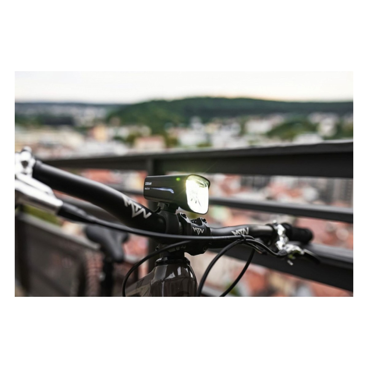 Jalgratta Tuled Esi+Taga Race 50 Osram